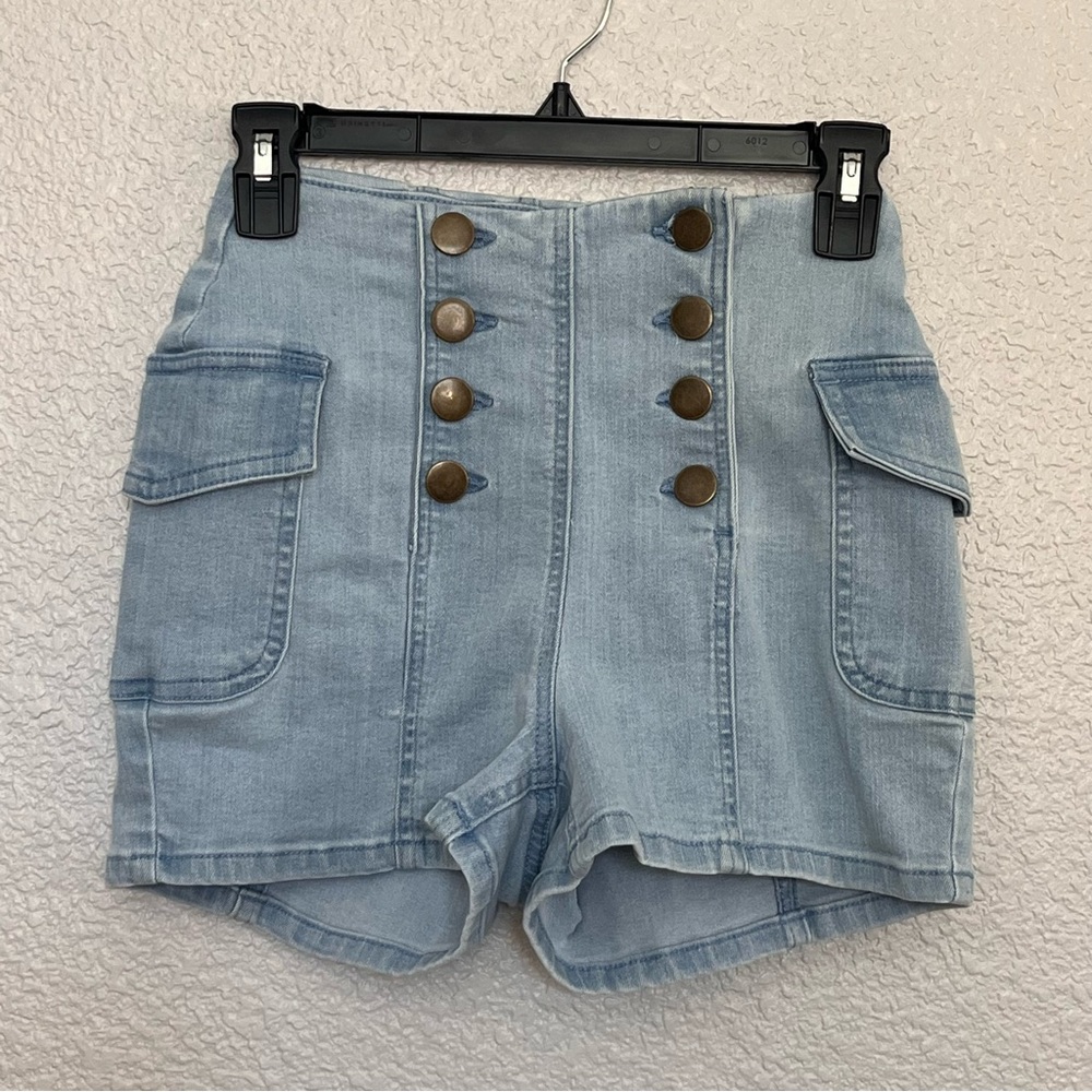 VENUS High Waist Light Blue Denim button Shorts size 2